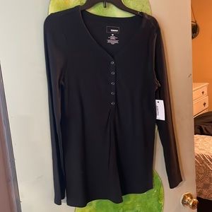 Maternity top comfy and cute